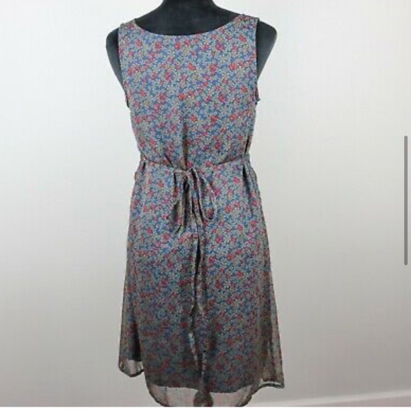 Y2K Converse | One Star, Floral Dress - Picture 4 of 8